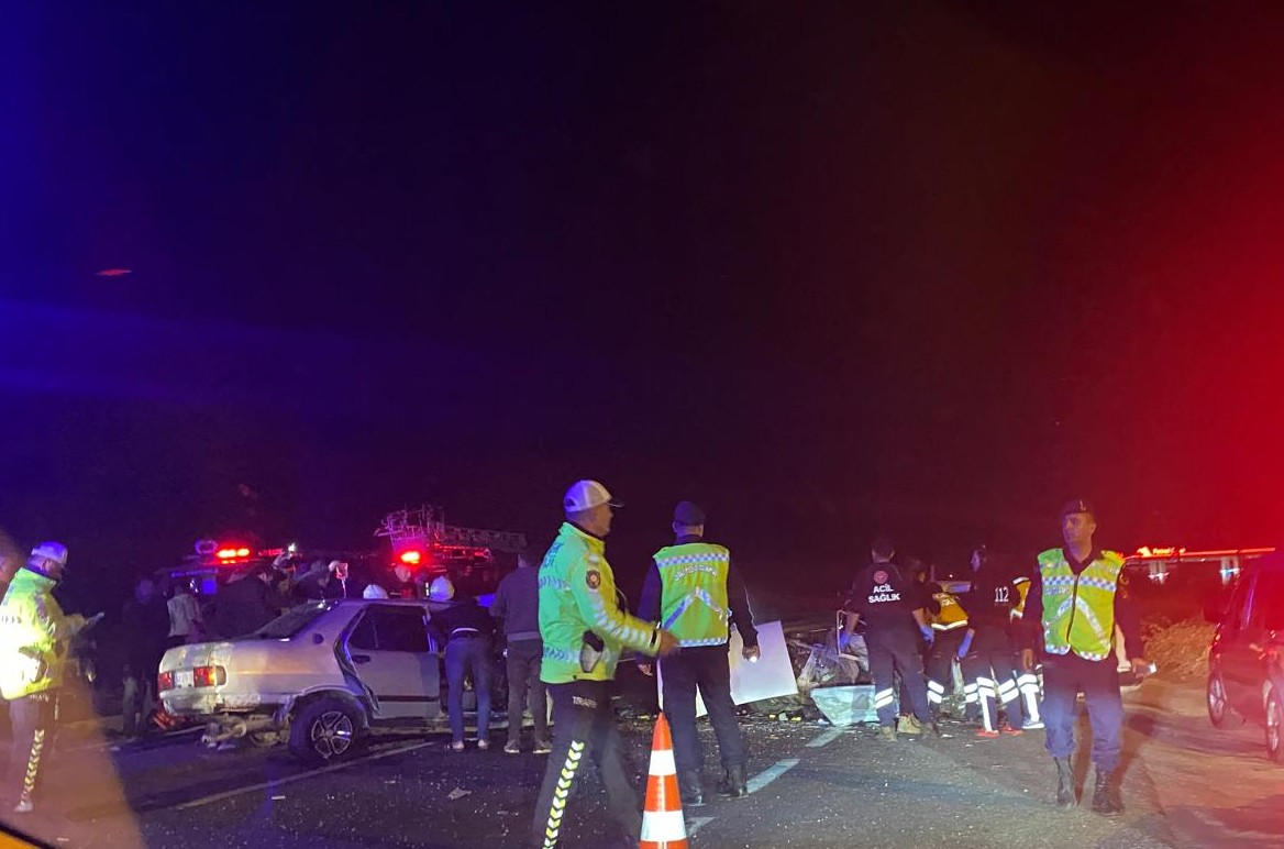 Köyceğiz'de Feci Kaza, 3 kişi yaralandı